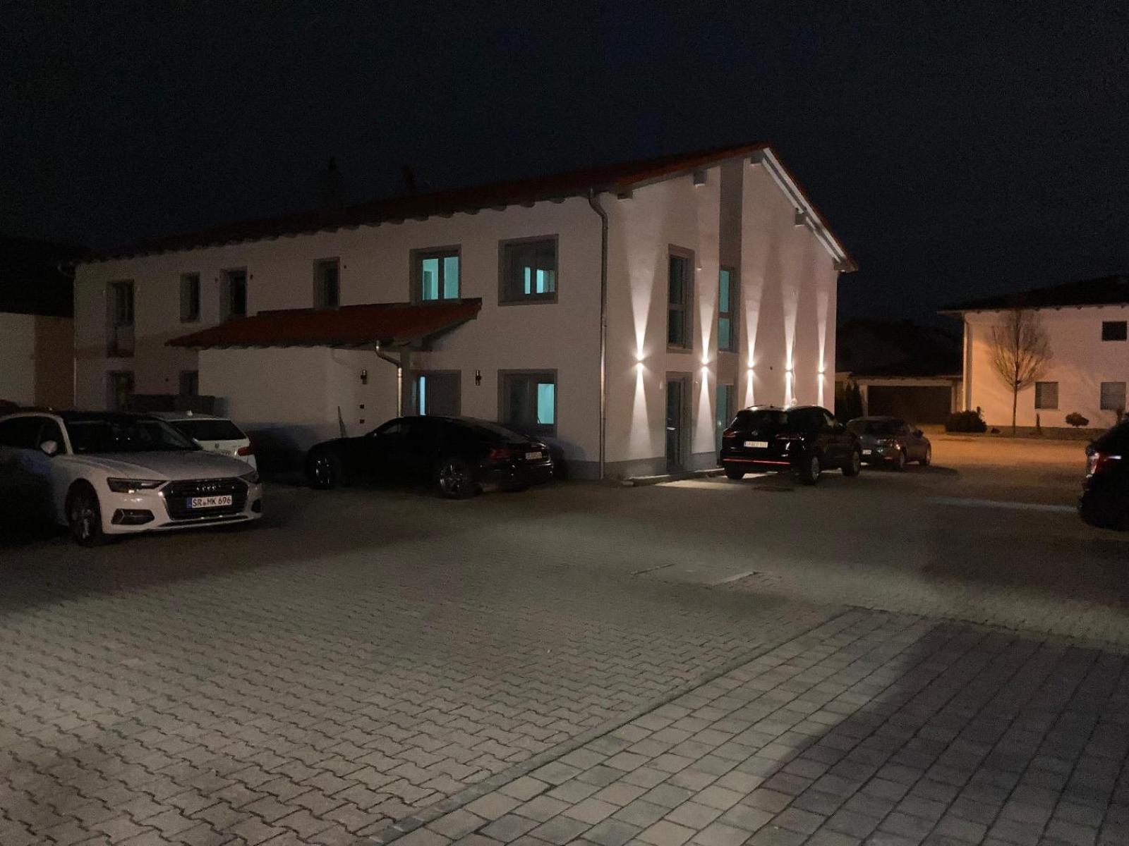Gasthaus Karpfinger Aiterhofen Kültér fotó